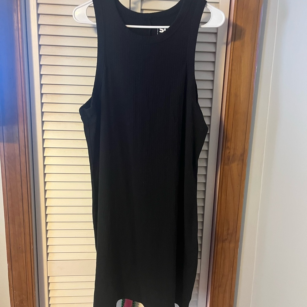 SO Black 1X Sleeveless Top